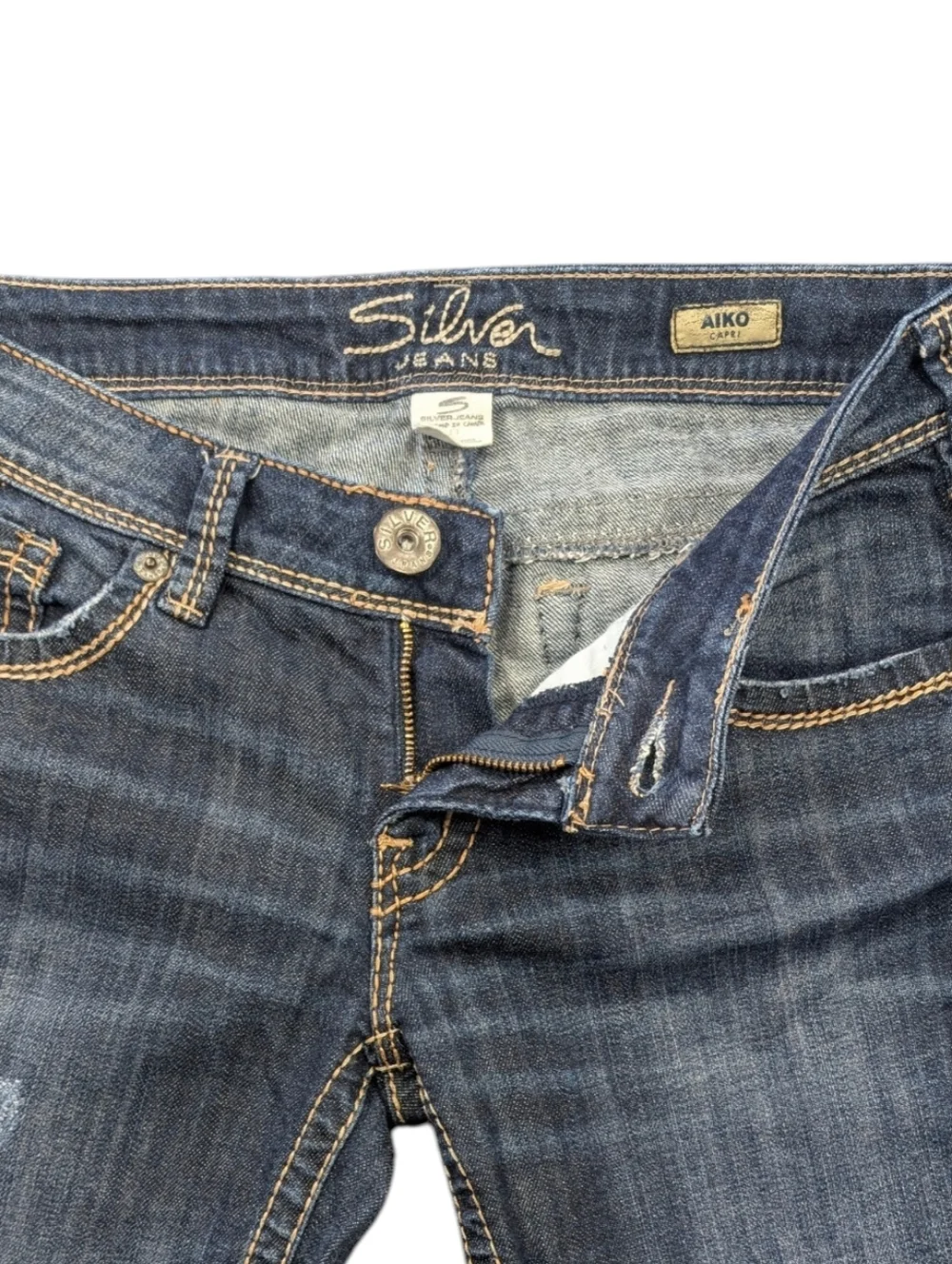 Vintage Y2K Silver Jeans Aiko Capri Distressed Cotton Jeans. W27